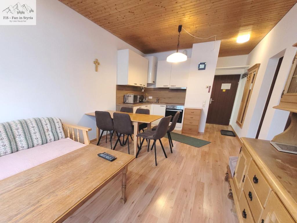 Kuchyň nebo kuchyňský kout v ubytování Apartment Grimmingsuite