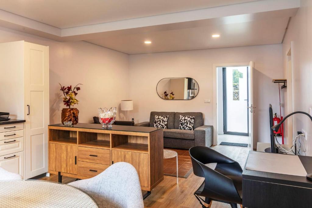 Kuchyň nebo kuchyňský kout v ubytování Your Azorean Home RRAL 3378
