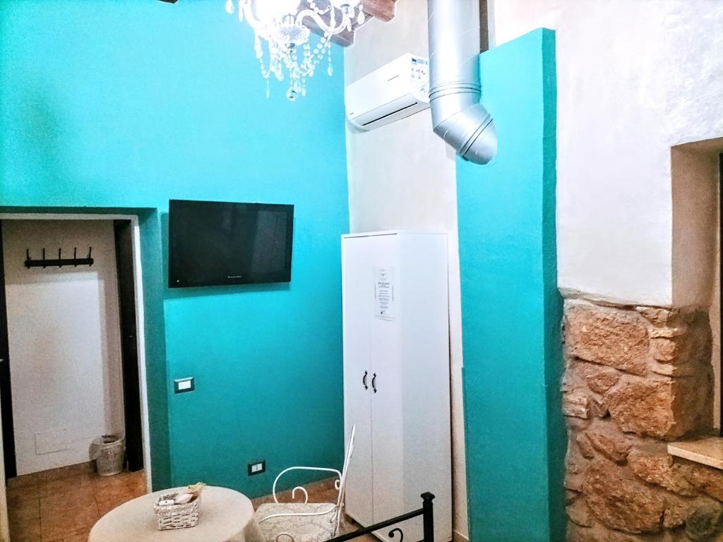 A bathroom at Antico Casale Fabrizi