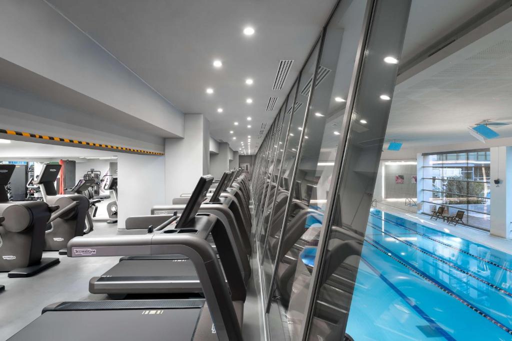 Fitness centrum a/nebo fitness zařízení v ubytování Radisson Blu Hotel Bucharest