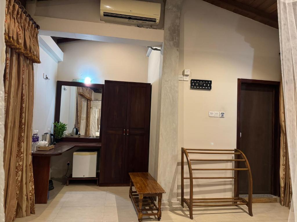 Fotografie z fotogalerie ubytování Brinkhouse Guesthouse , Unawatuna beach v destinaci Unawatuna