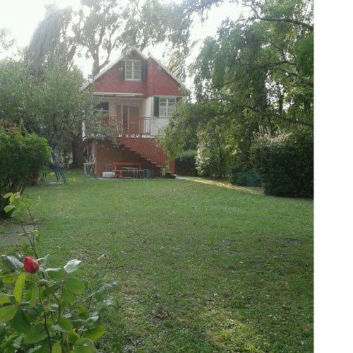 Κήπος έξω από το Blaha Lujza Apartman Balaton