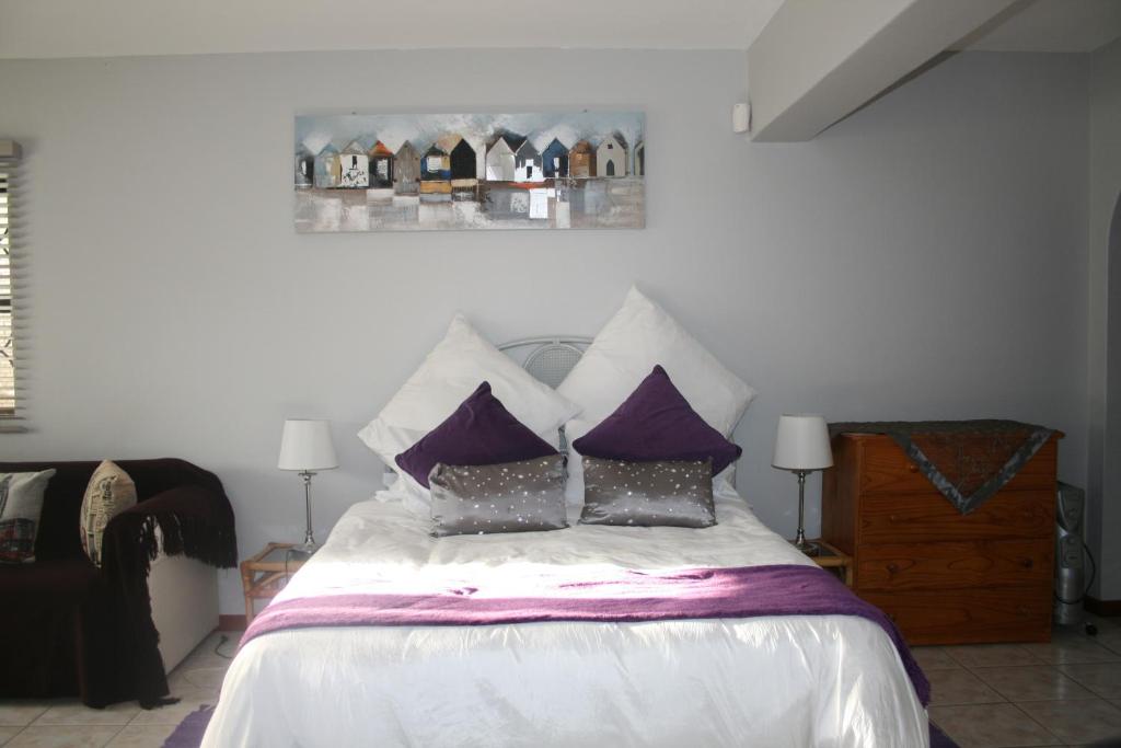 Amber Bed and Breakfast, South Africa - Family Room With Bathroom