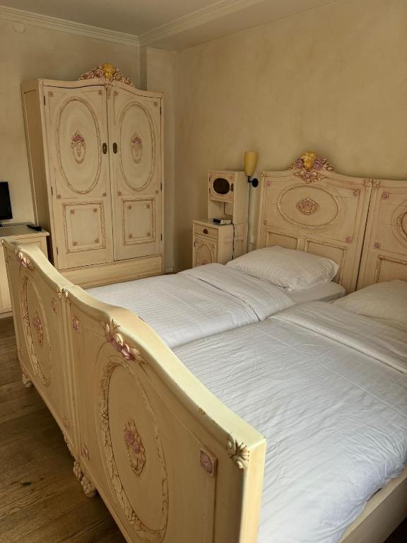 Eichen Schlössl - Resim 37