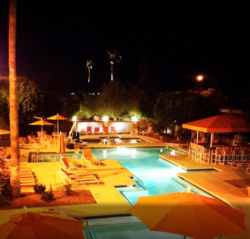 Bazén v ubytování Bposhtels Scottsdale in Arizona nebo v jeho okolí