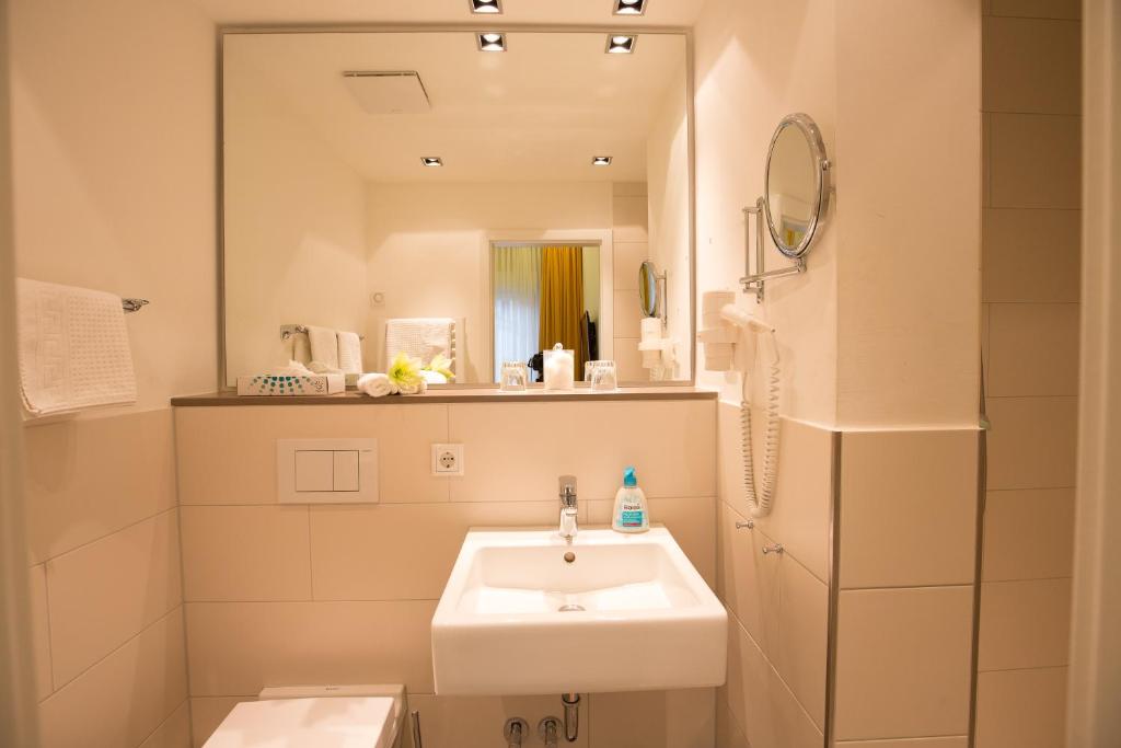 Hotel Heidelberger Hof - Resim 44