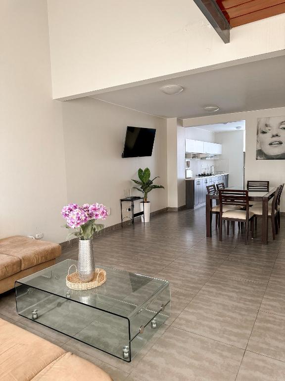 TRIPLEX con piscina privada en San Bartolo