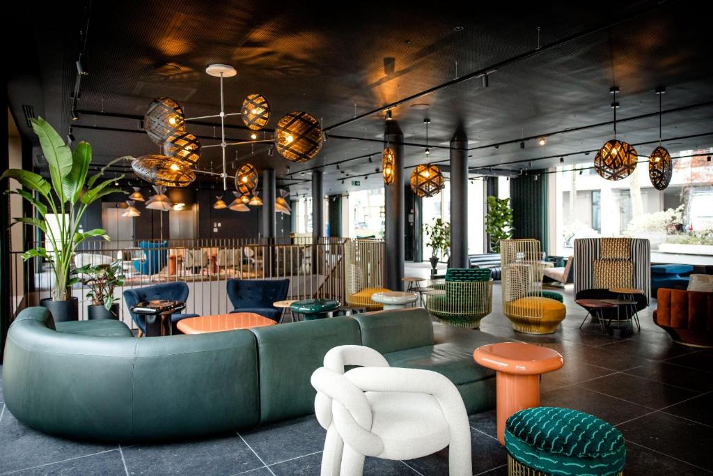Motel One Antwerpにあるシーティングエリア