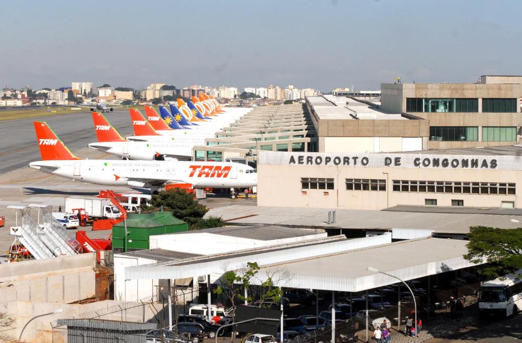  Aero Plaza Hotel