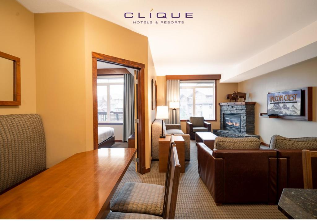 Falcon Crest Lodge by CLIQUE photo