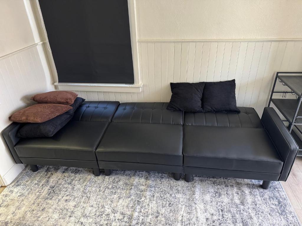 Posezení v ubytování Midtown Hideaway 1 BR Nest
