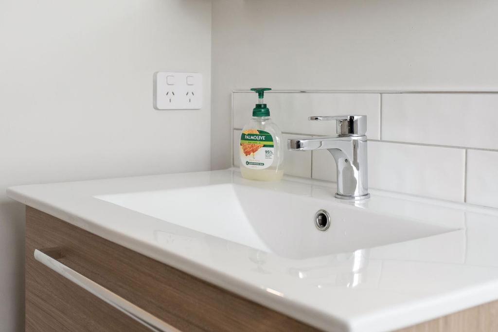 Immaculate Presentation, Carpark - Resim 8