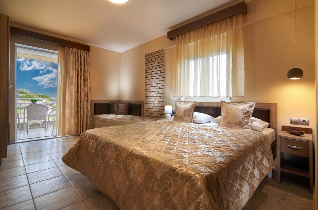 Hotel Agni On The Beach - 4