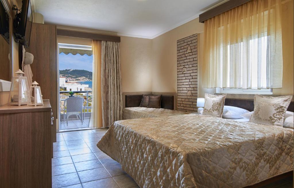 Hotel Agni On The Beach - 1