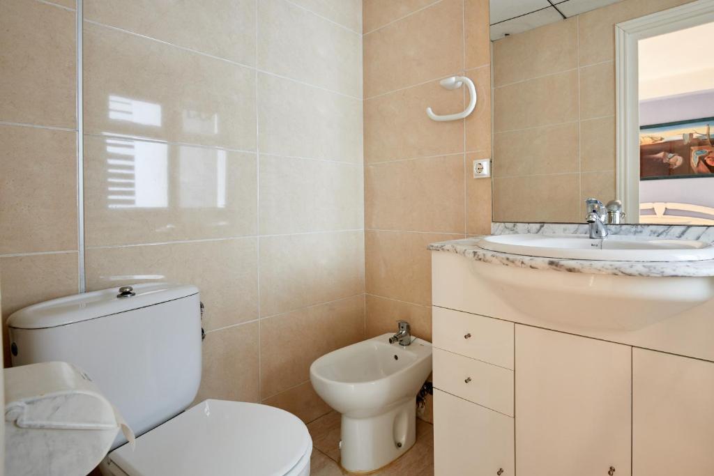 Koupelna v ubytování DIFFERENTFLATS Acantilados
