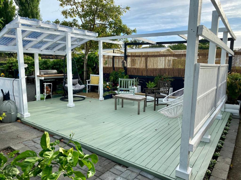 Central Mangere Bridge Gem - Resim 6