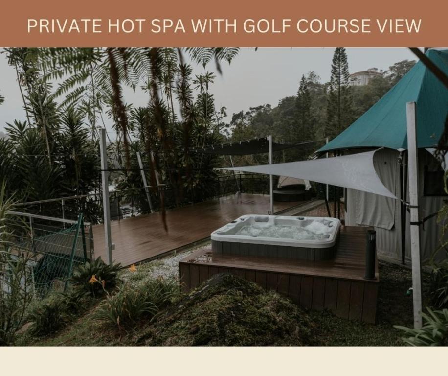 Fotografie z fotogalerie ubytování Private Glamping Tent and Jacuzzi in Brinchang v destinaci Brinchang