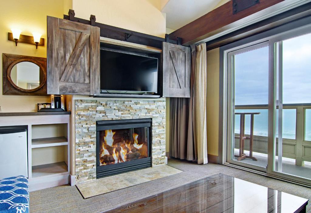 Cypress Inn on Miramar Beach photo