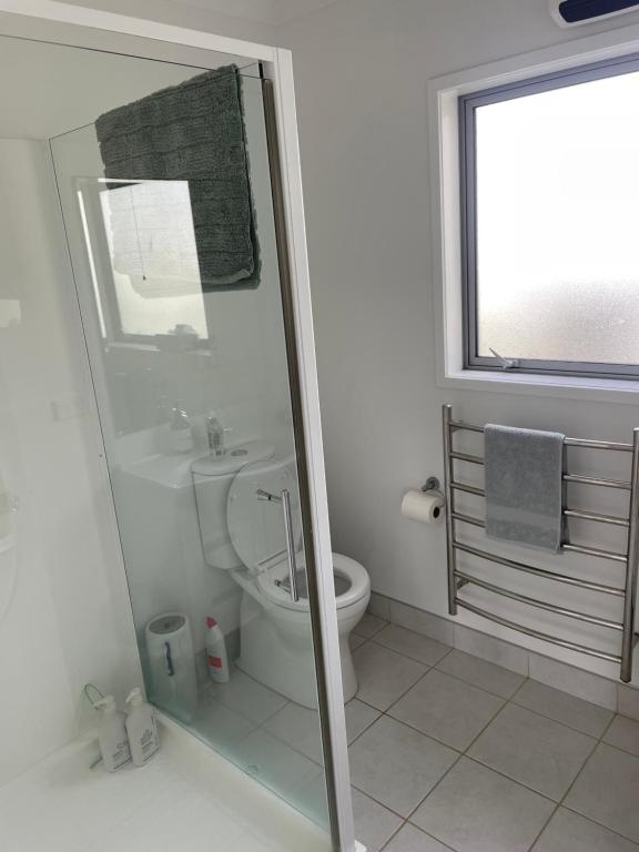 On the Beach - Resim 3