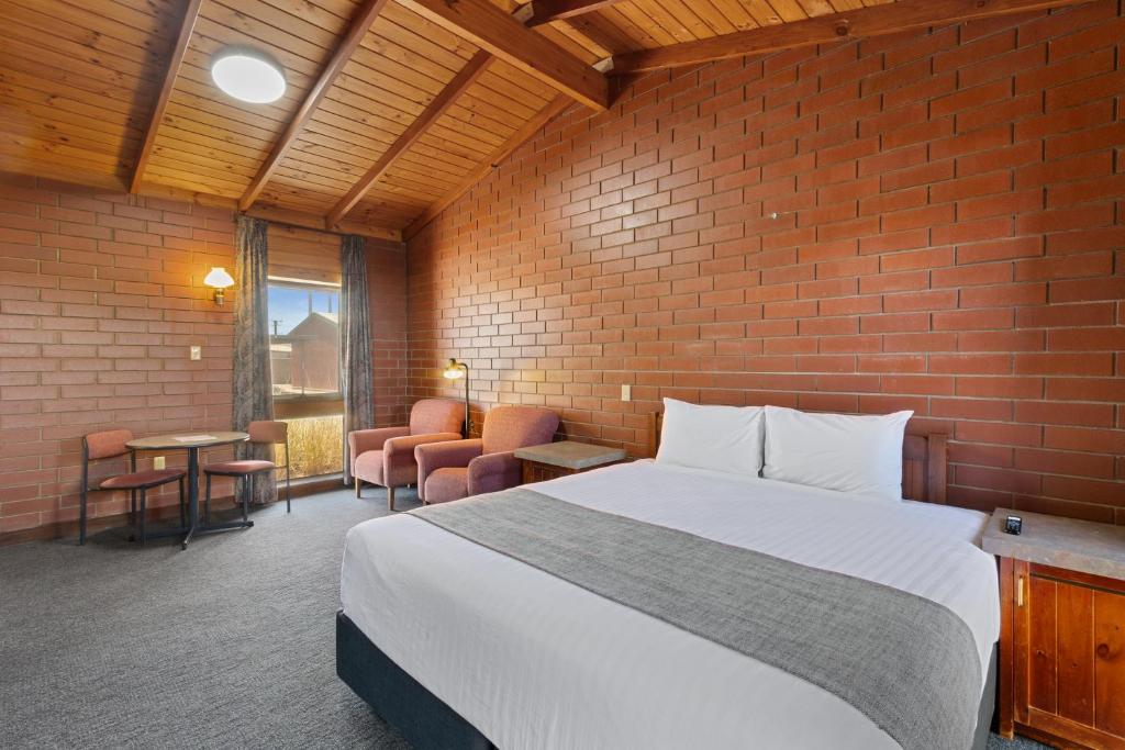 Postel nebo postele na pokoji v ubytování Econo Lodge Port Augusta