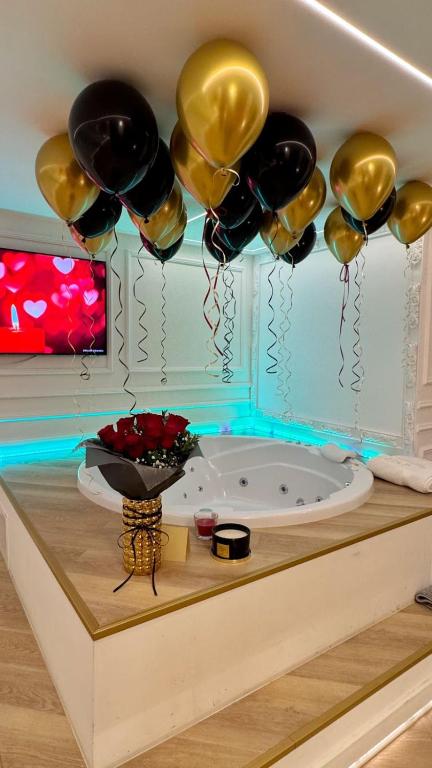 Fotografia z galérie ubytovania JACUZZI ROYAL SUITE v Budapešti