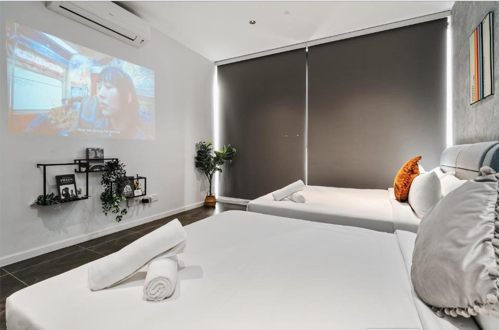Greystone Scarletz Suites - Premium Quadruple Room