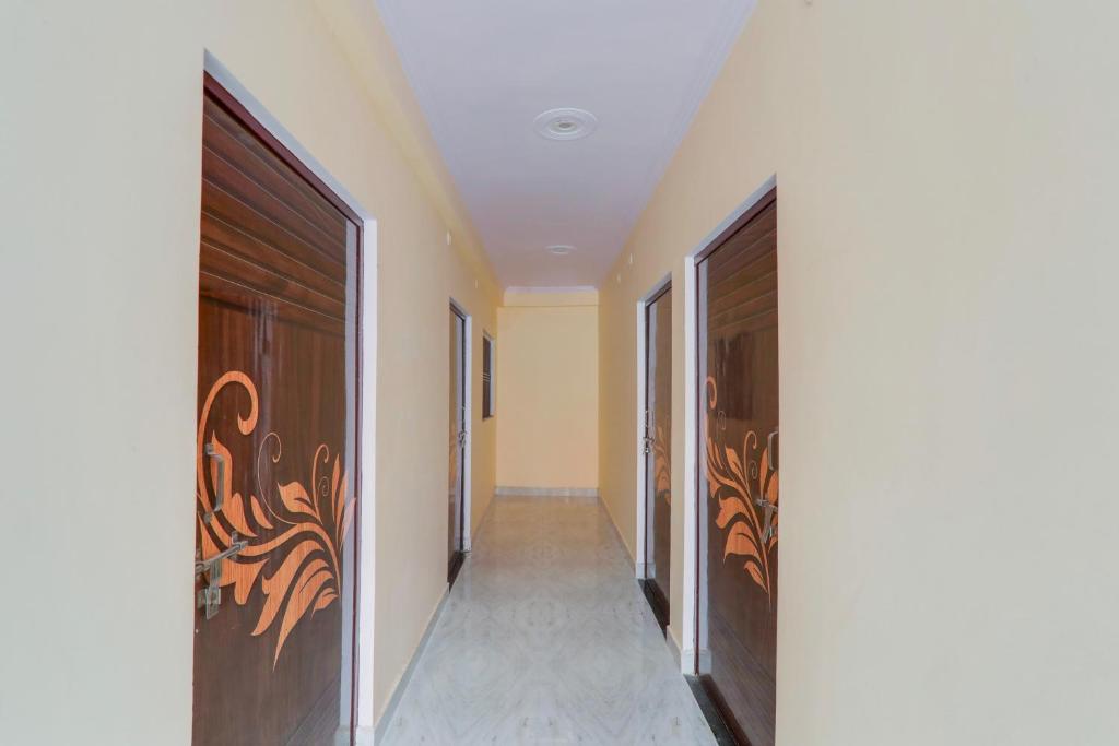Fotografie z fotogalerie ubytování Hotel O Ramam v destinaci Ayodhya