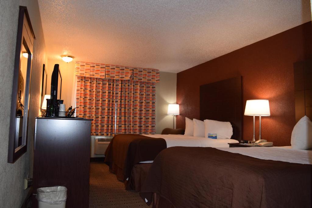 Baymont by Wyndham Midland Airport - Queen Kamer Met 2 Queensize Bedden – Niet-Rokers