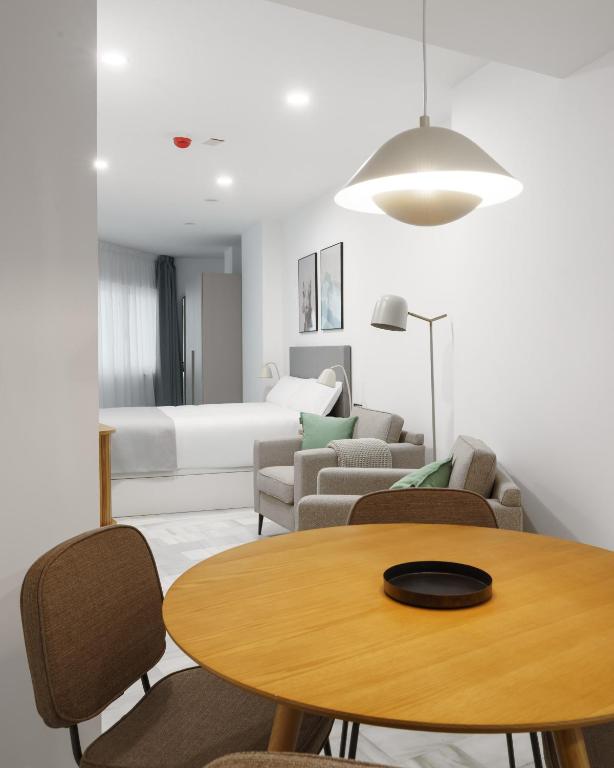 Limehome Jerez de la Frontera Marqués de Casa-Domecq - 6