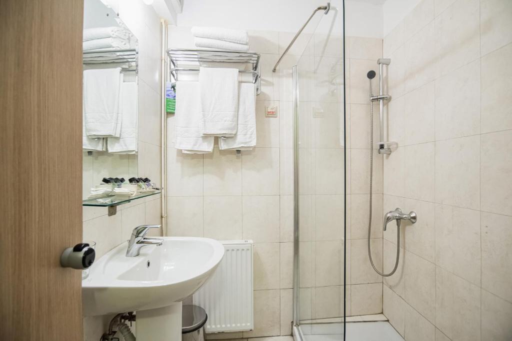 Koupelna v ubytování Hotel Leto Delphi