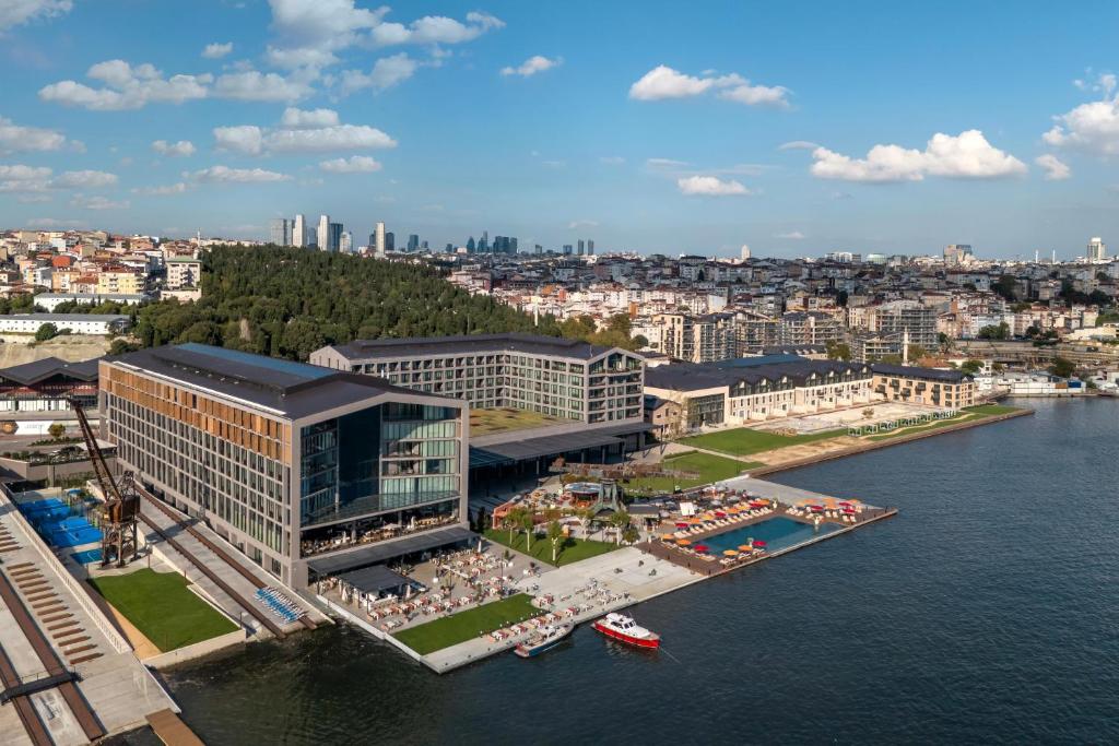 Tersane Istanbul - Image 3