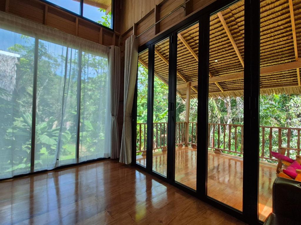 Nature Hill - Superior Triple Room