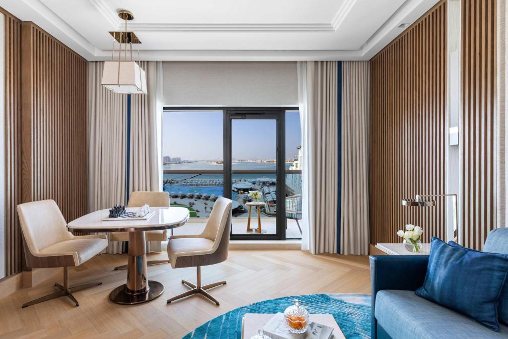 Taj Exotica Resort & Spa, The Palm, Dubai - 