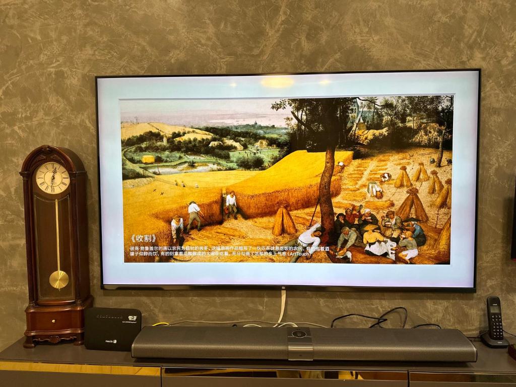 TV a/nebo společenská místnost v ubytování Cozy Casa Marbella Single Storey House