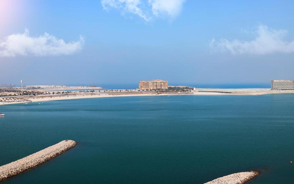 Rove Al Marjan Island - Resim 19