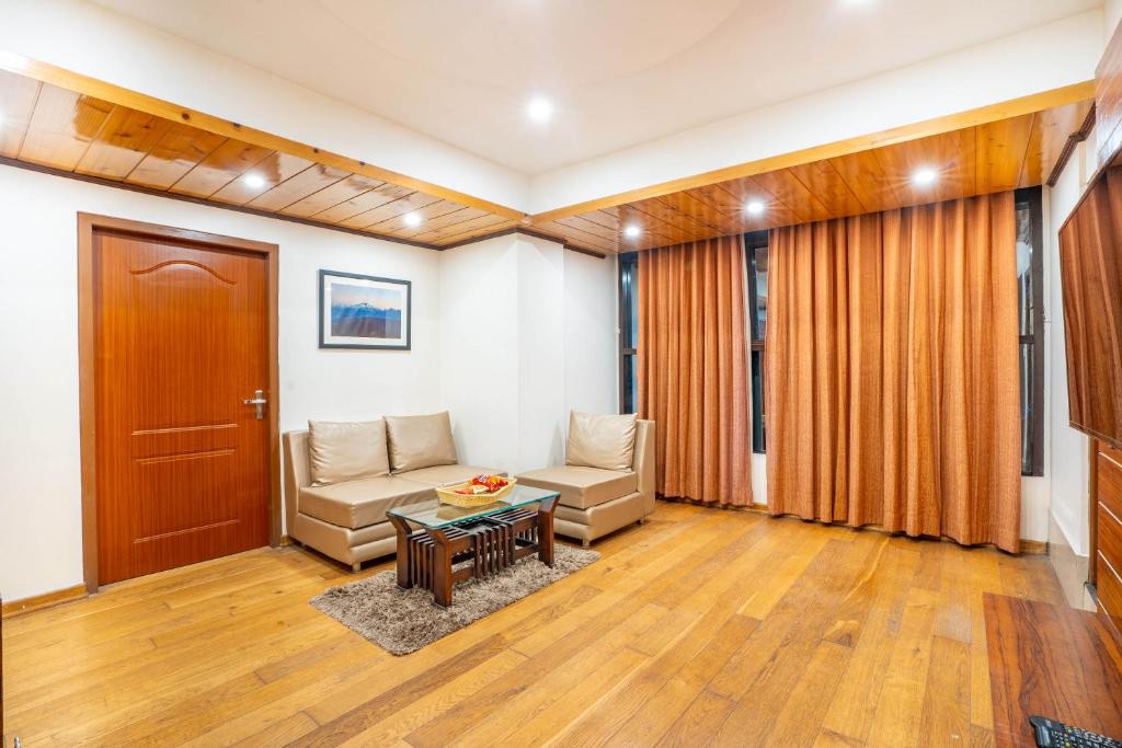 Posezení v ubytování Jai Hotels