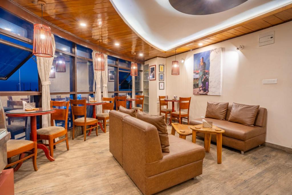 Posezení v ubytování Jai Hotels