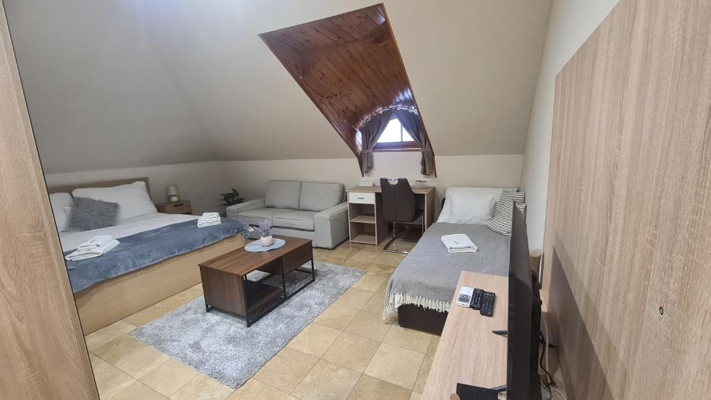 Downtown Apartments with shared kitchen - Resim 27