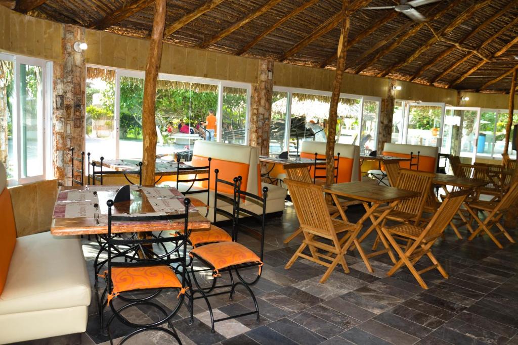 Restaurace v ubytování Bon Jesus Hotel