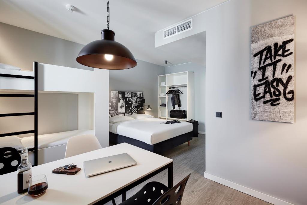 LEGERE EXPRESS Bielefeld - Chambre Familiale Standarde