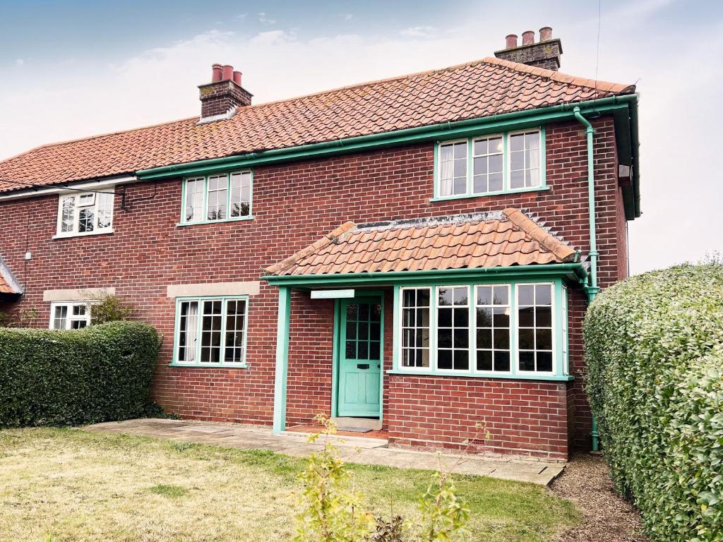 The Vintage House by The Suffolk Cottage Collection 5