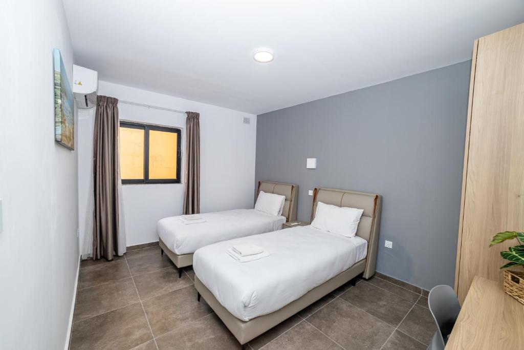 Charming Apartment with Country view 2BR - by HostMT - 11