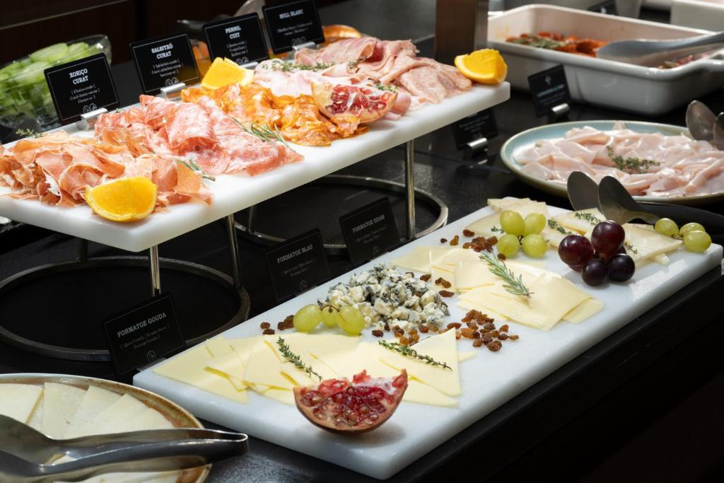 Barcelona Hotel Colonial - Resim 42