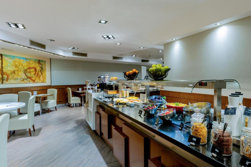 Barcelona Hotel Colonial - Resim 36