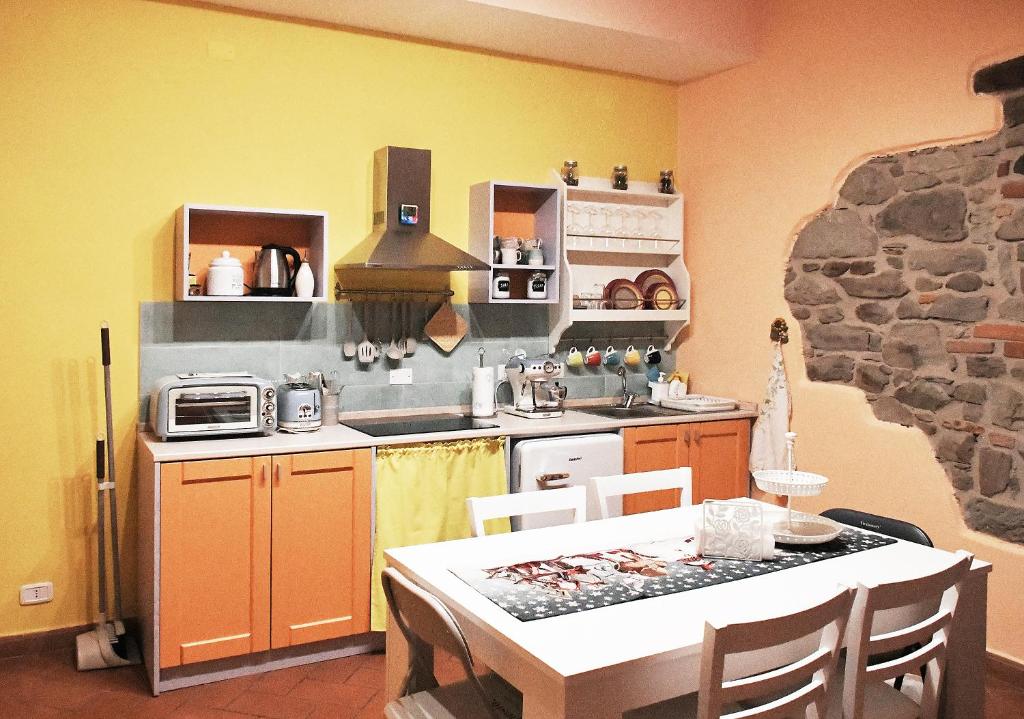 Kuchyň nebo kuchyňský kout v ubytování La Palette