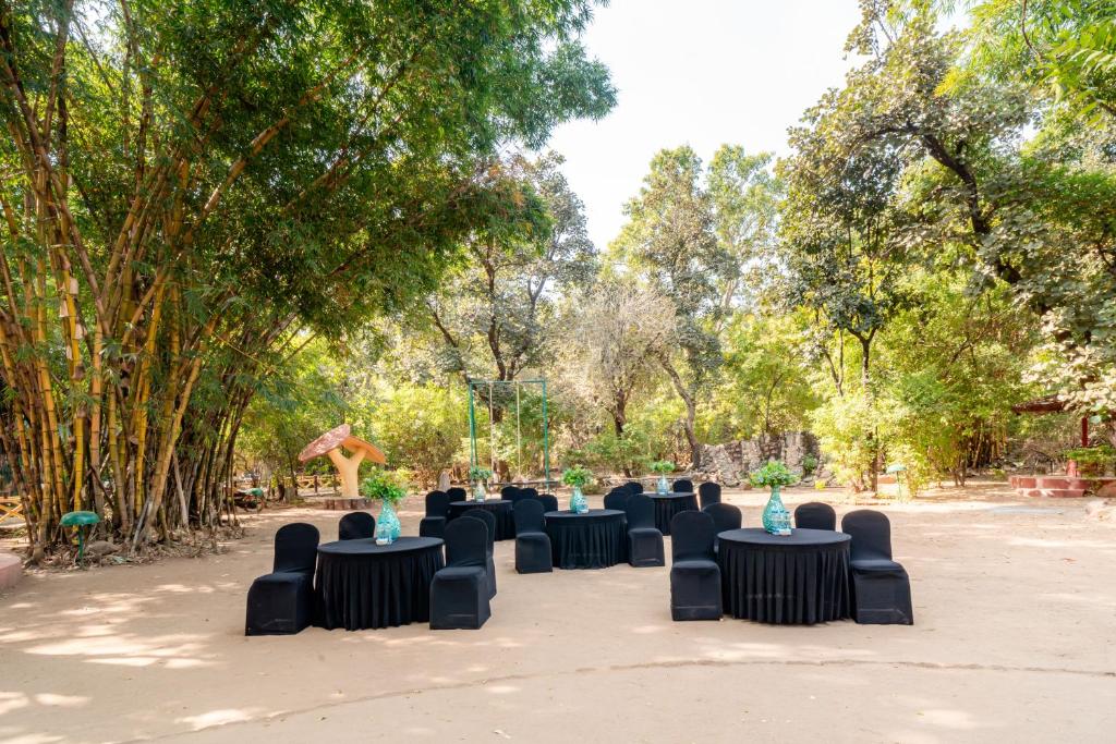 Zahrada ubytování Treebo Premium Mowgli's Den, Pench