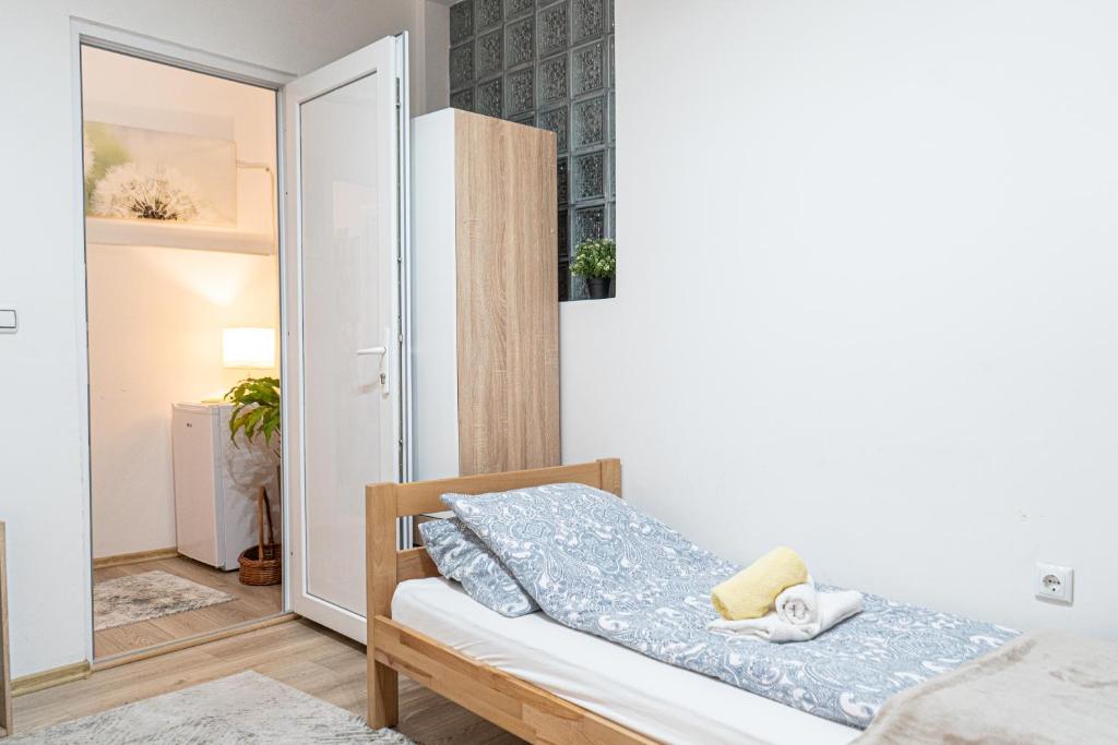 Voodi või voodid majutusasutuse Address Apartment Sarajevo toas