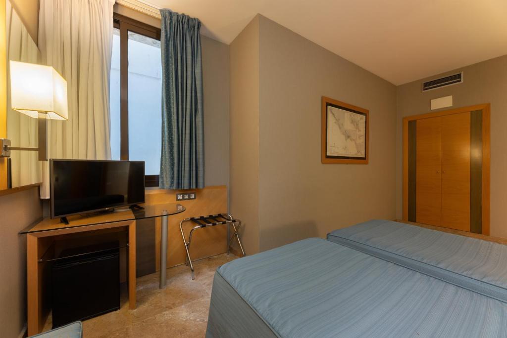 Hotel del Mar - Double Or Twin Room With Extra Bed