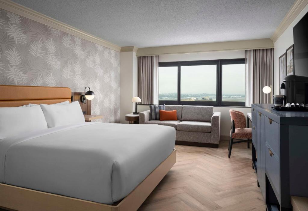 Sonesta Los Angeles Airport LAX - Executive King Room