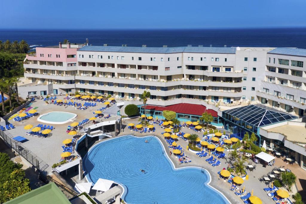 Bazén v ubytování Alua Tenerife nebo v jeho okolí